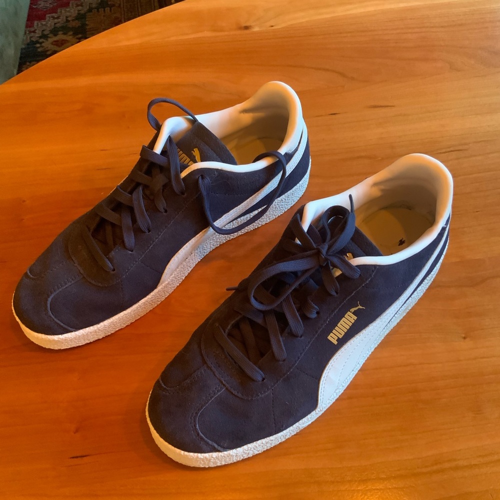 BNWOT Mens Puma Sneakers!